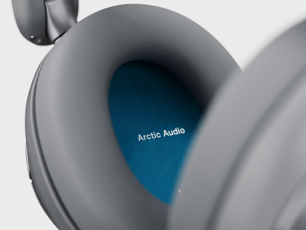 Soft ear cushions that embrace your ears
